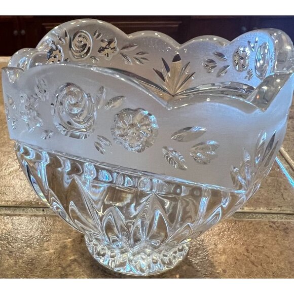 Vintage Oneida Southern Garden Crystal Bowl Frosted Rose Border - Picture 1 of 6